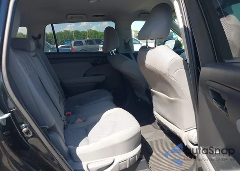 2021 Toyota Highlander Le from USA, damaged, VIN 5TDBZRBH3MS124451